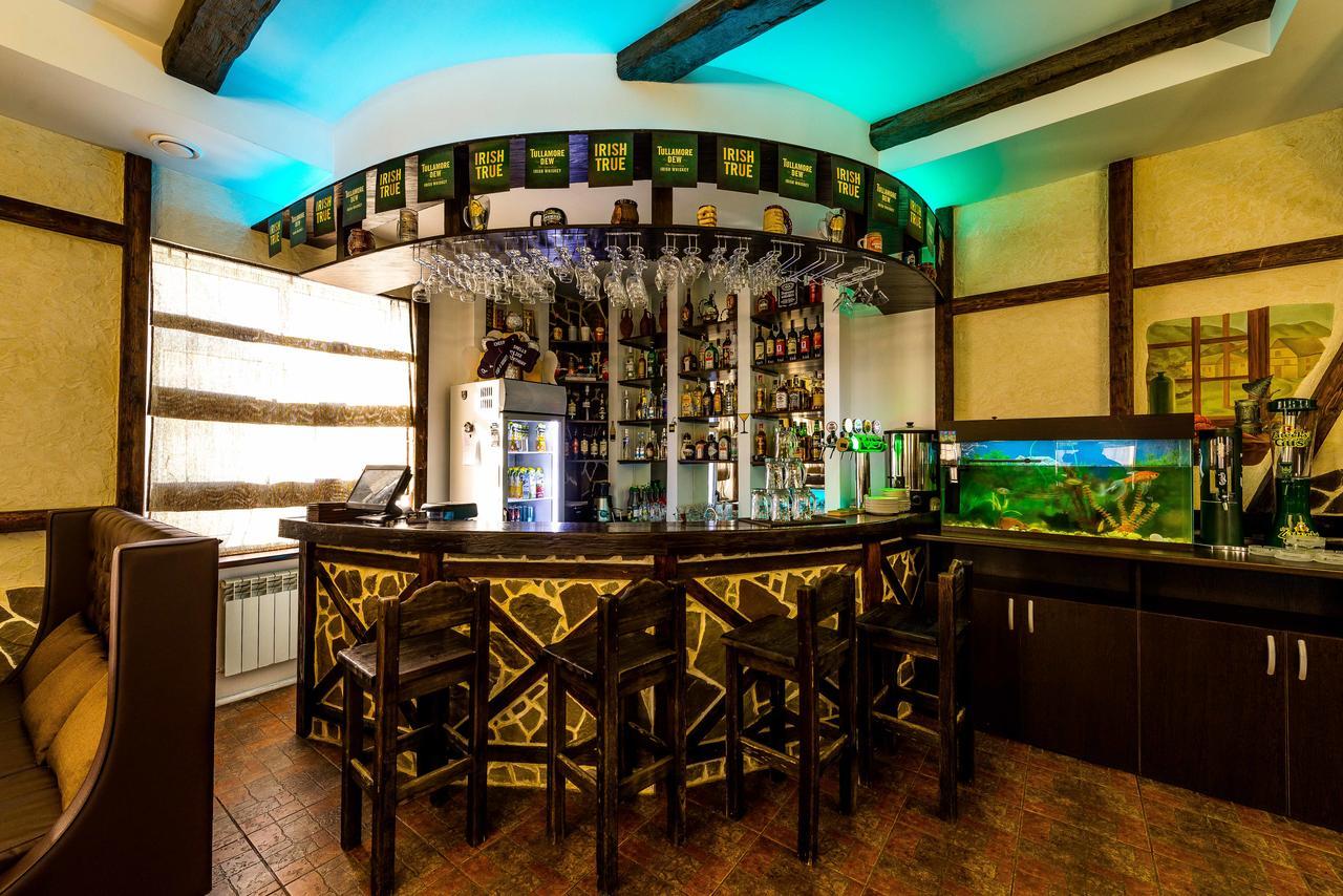 Adler Hotel Астана Екстериор снимка