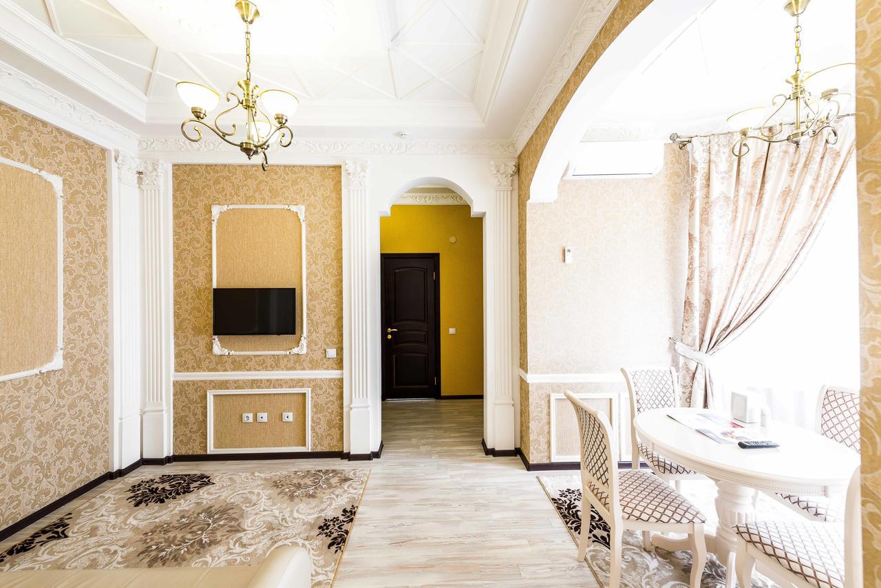 Adler Hotel Астана Екстериор снимка