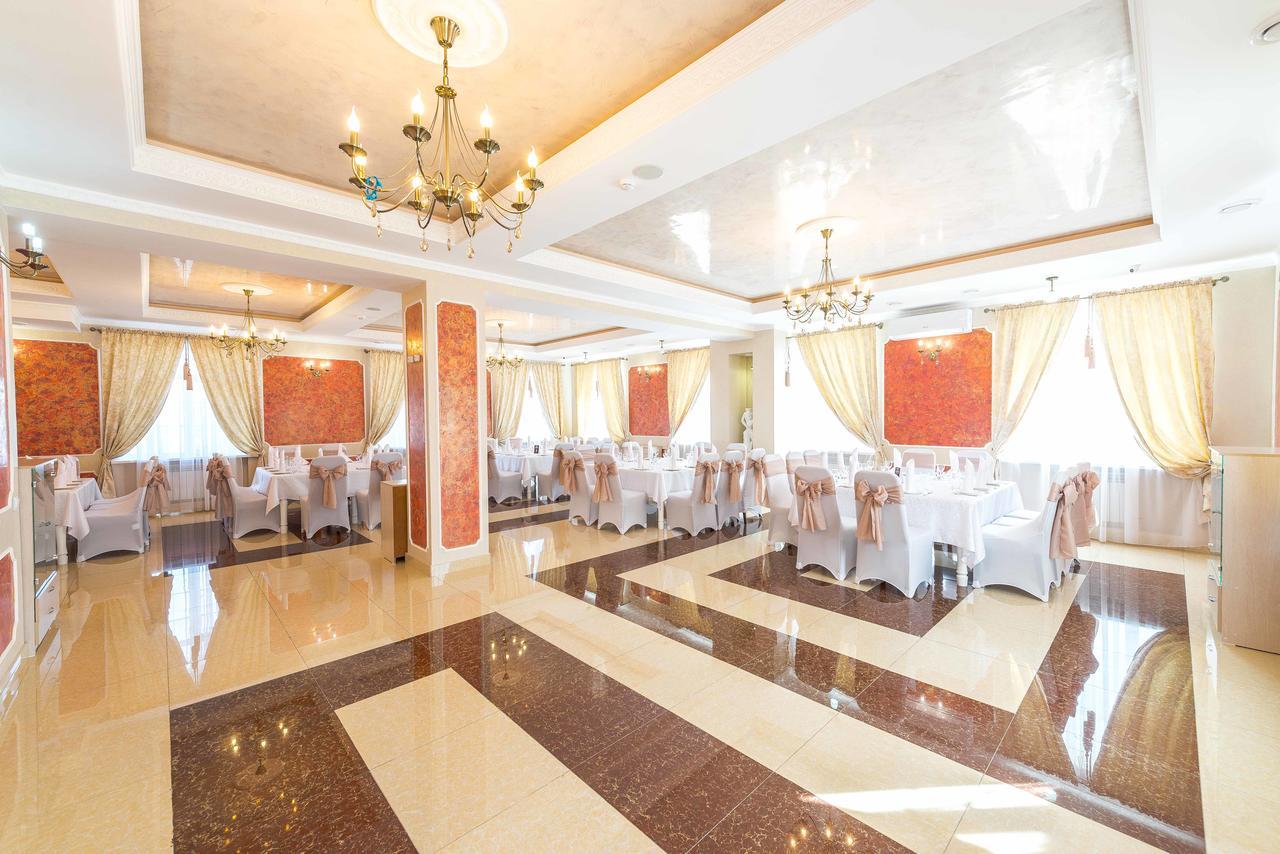 Adler Hotel Астана Екстериор снимка